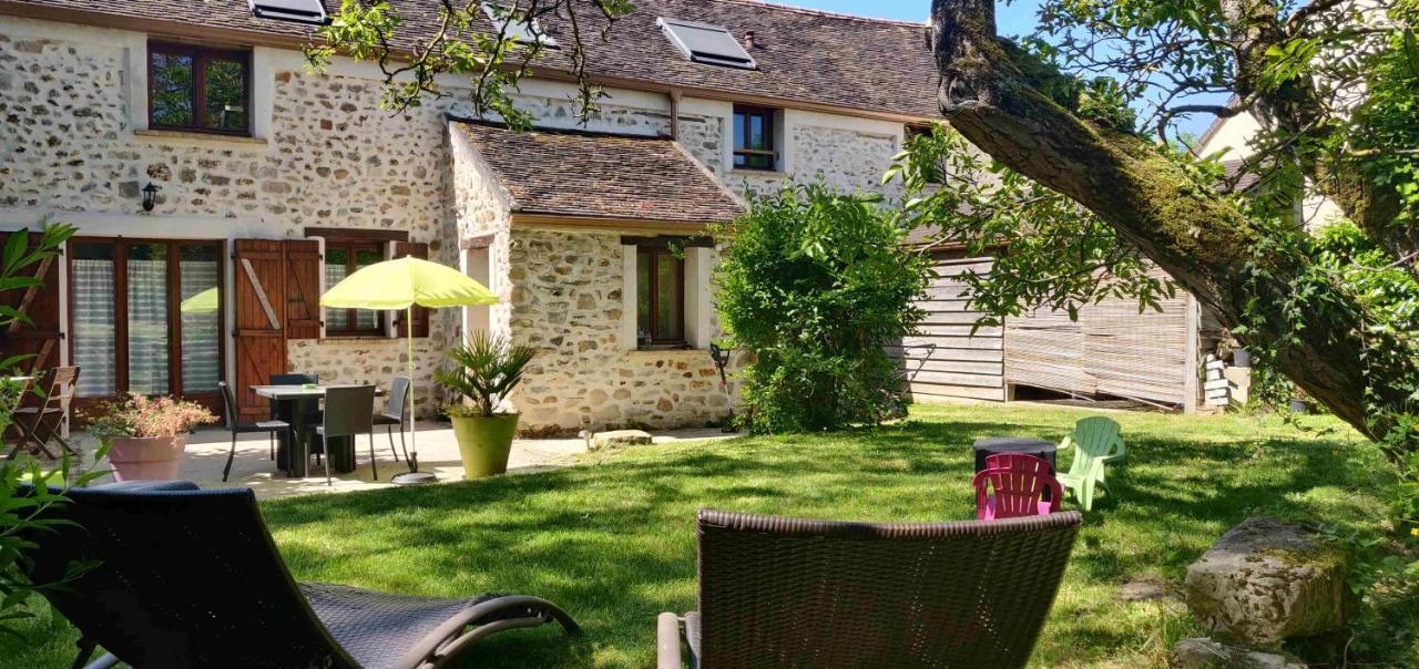 Escalebelair Lägenhet Fontenay-les-Briis Exteriör bild