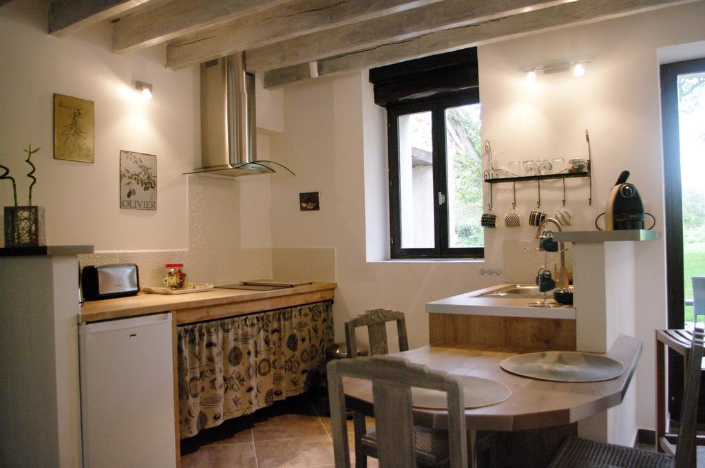 Escalebelair Lägenhet Fontenay-les-Briis Rum bild